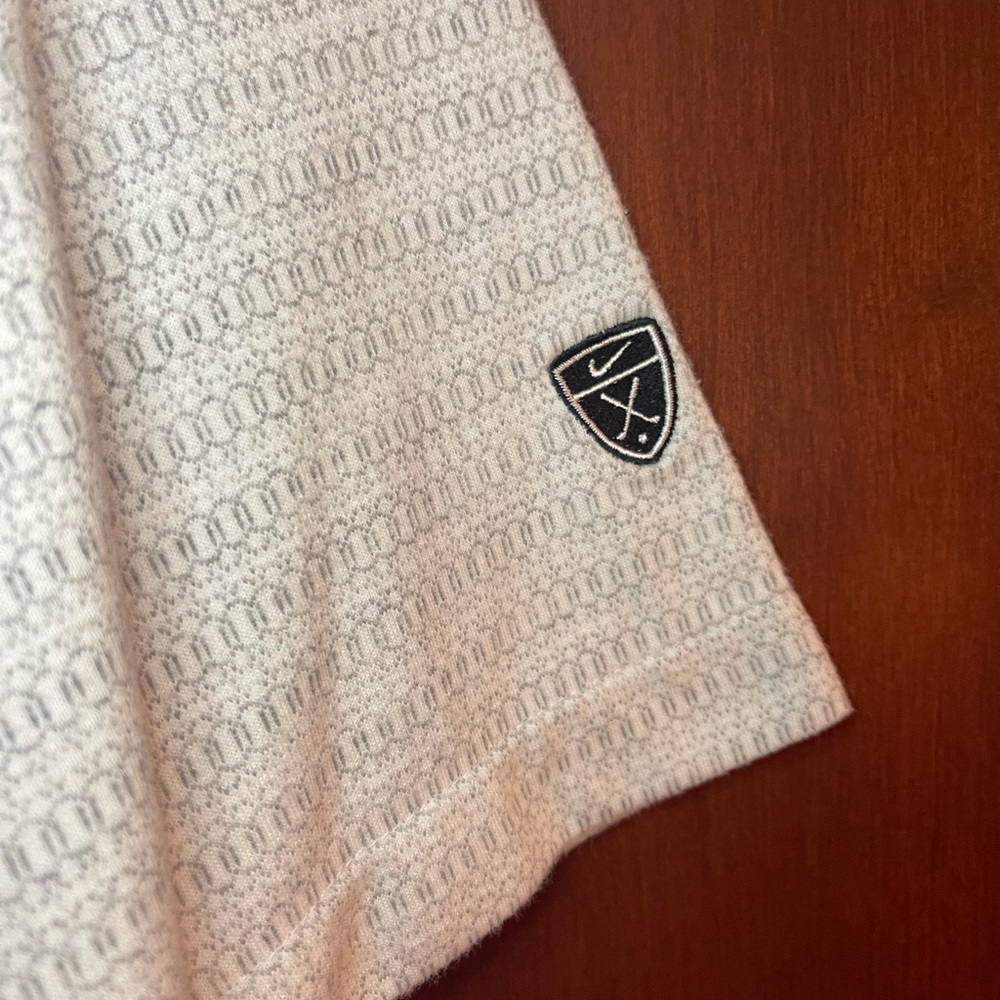 Men’s Nike golf polo - Picture 3 of 5